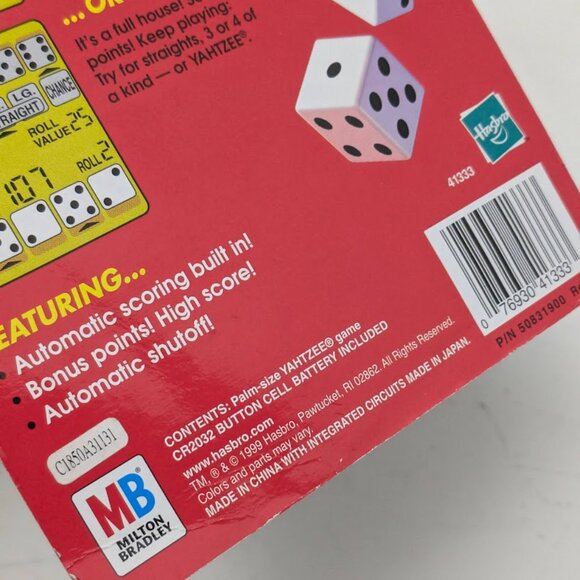 NEW Yahtzee Electronic Handheld Game 1999 Milton Bradley Hasbro Credit Card Game - Picture 4 of 6